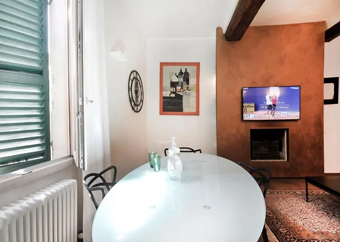 아파트 Ur Nest Santo Stefano B 볼로냐