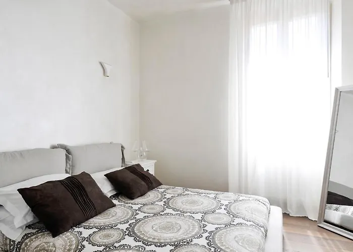 Ur Nest Santo Stefano B *